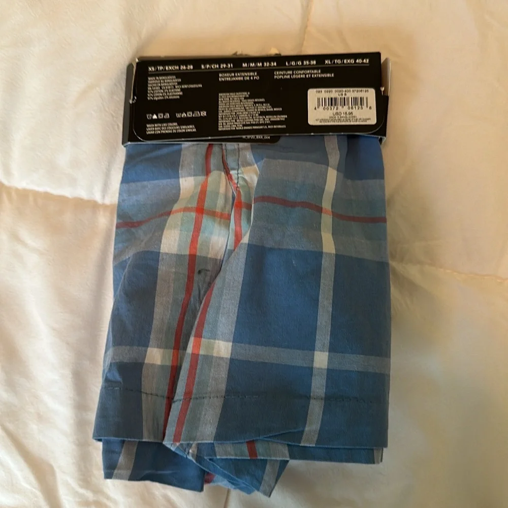 LEAVING CLOSET! NWT AMERICAN EAGLE MENS BOXERS. SIZE MED 4” stretch. Blue plaid - Picture 2 of 5